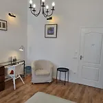 Connection Guesthouse
